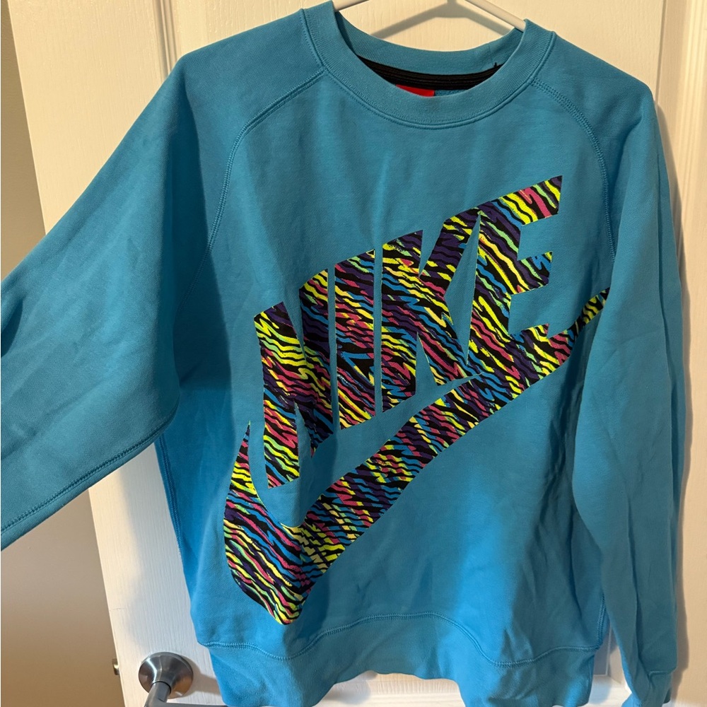 Y2K Vintage Nike Blue Crew Neck Sweater with Multicolor Logo